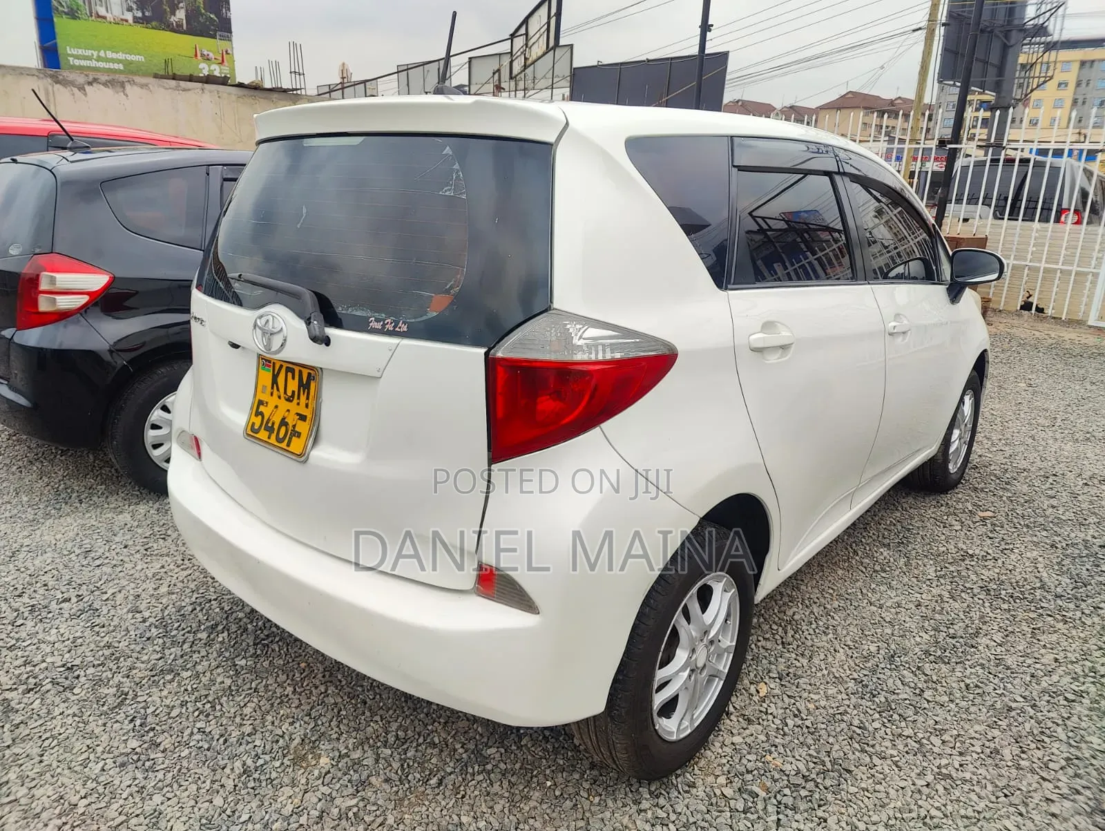 Toyota Ractis 2013 White