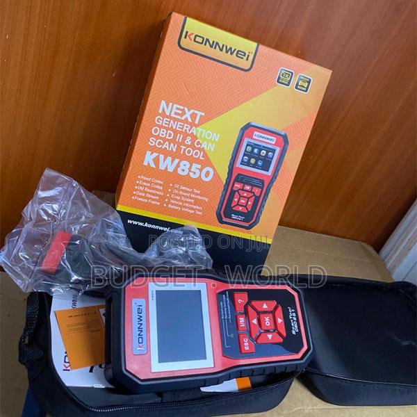 KW850 Universal Car Diagnostic Tool With Live Data Display - main view