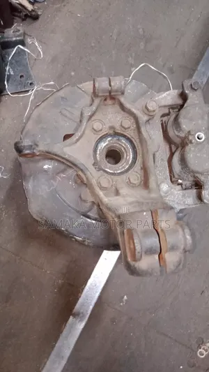 Xtrail T32 Wheel Hub
