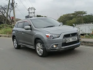 Mitsubishi RVR 2.0 2011 Gray