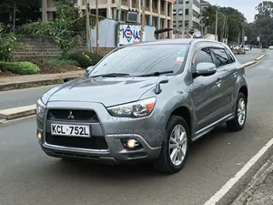 Mitsubishi RVR 2.0 2011 Gray