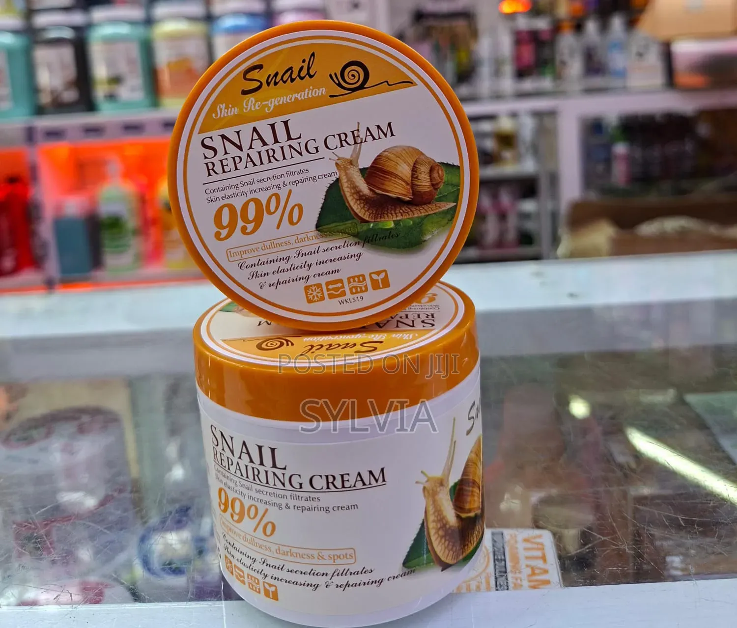 Snail Repairing Skin Regeneration Cream