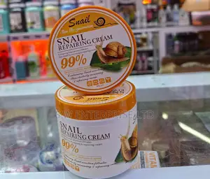 Snail Repairing Skin Regeneration Cream