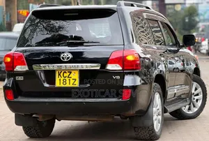 Toyota Land Cruiser 2012 Matt Black