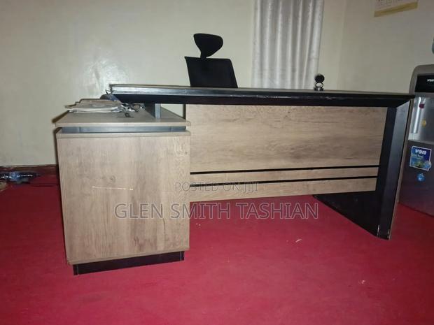 Executive Office Desk for Sale - thumbnail 3