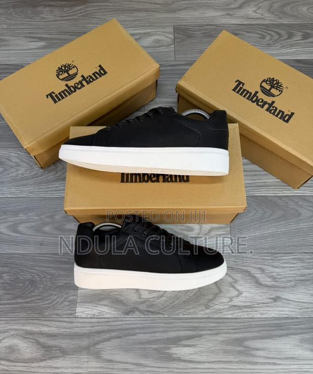 Minimalist Timberland Casuals - thumbnail 4