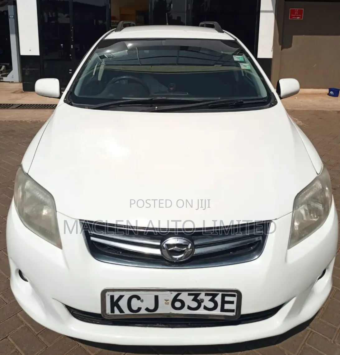 Toyota Corolla Fielder 2010 White