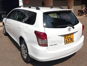 Toyota Corolla Fielder 2010 White