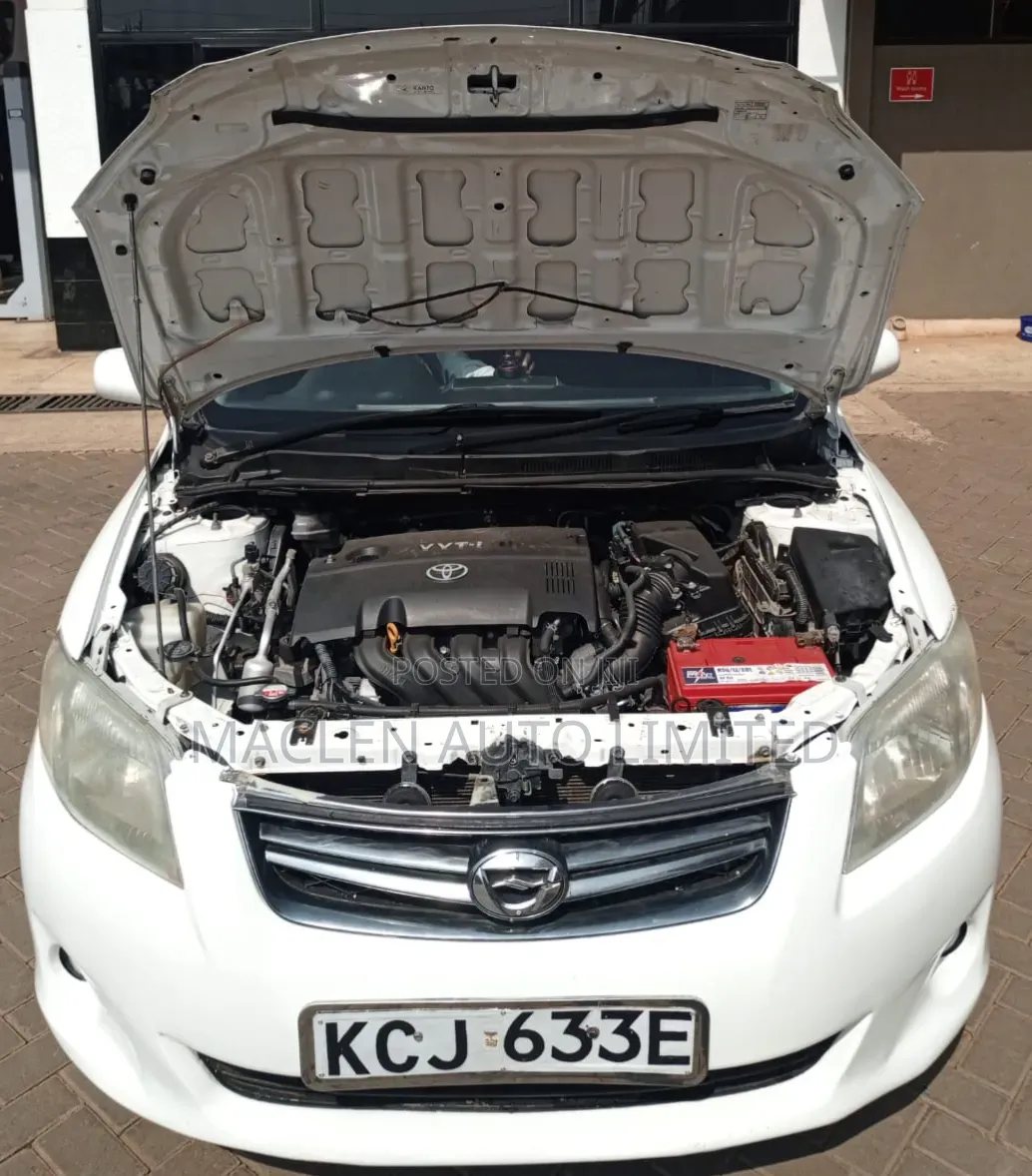 Toyota Corolla Fielder 2010 White