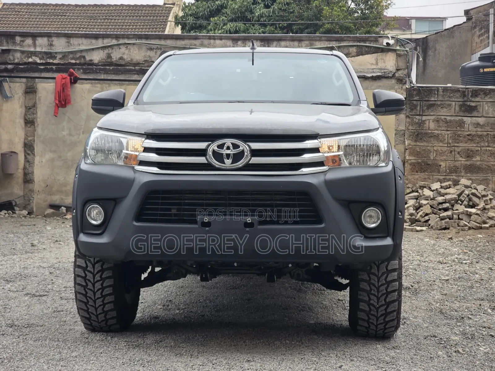 Toyota Hilux 2019 Gray