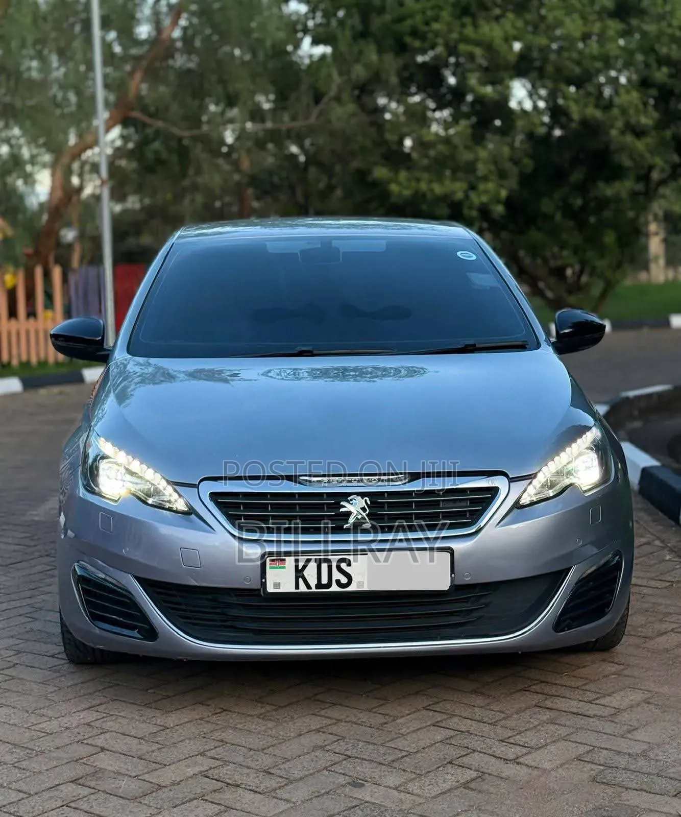Peugeot 308 2017 Silver
