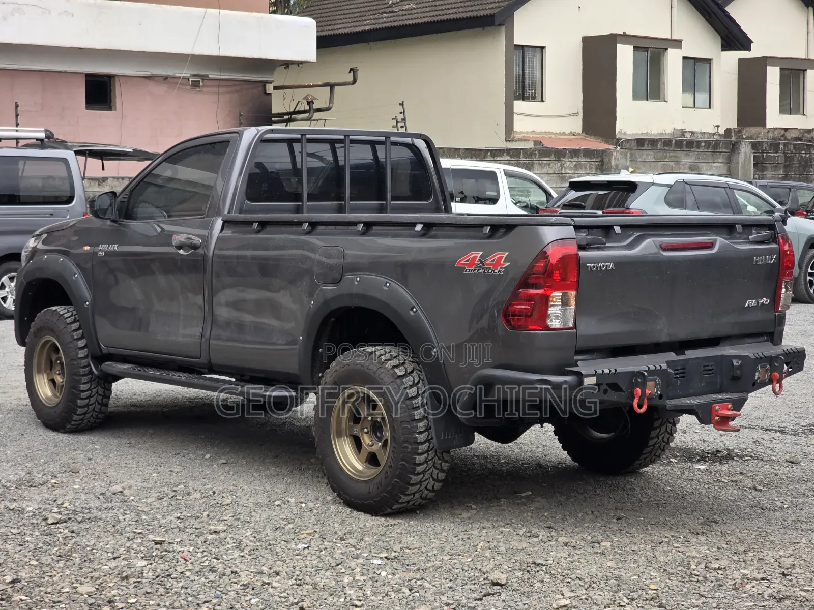 Toyota Hilux 2019 Gray