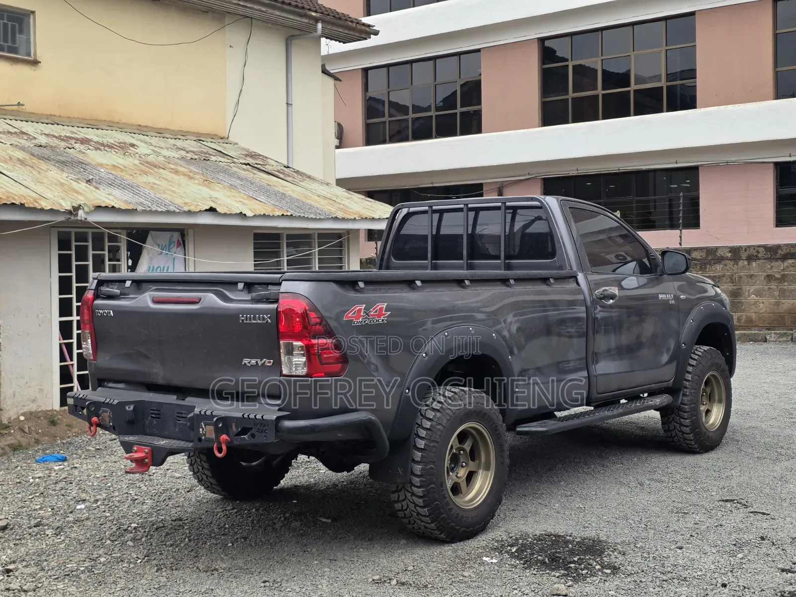 Toyota Hilux 2019 Gray