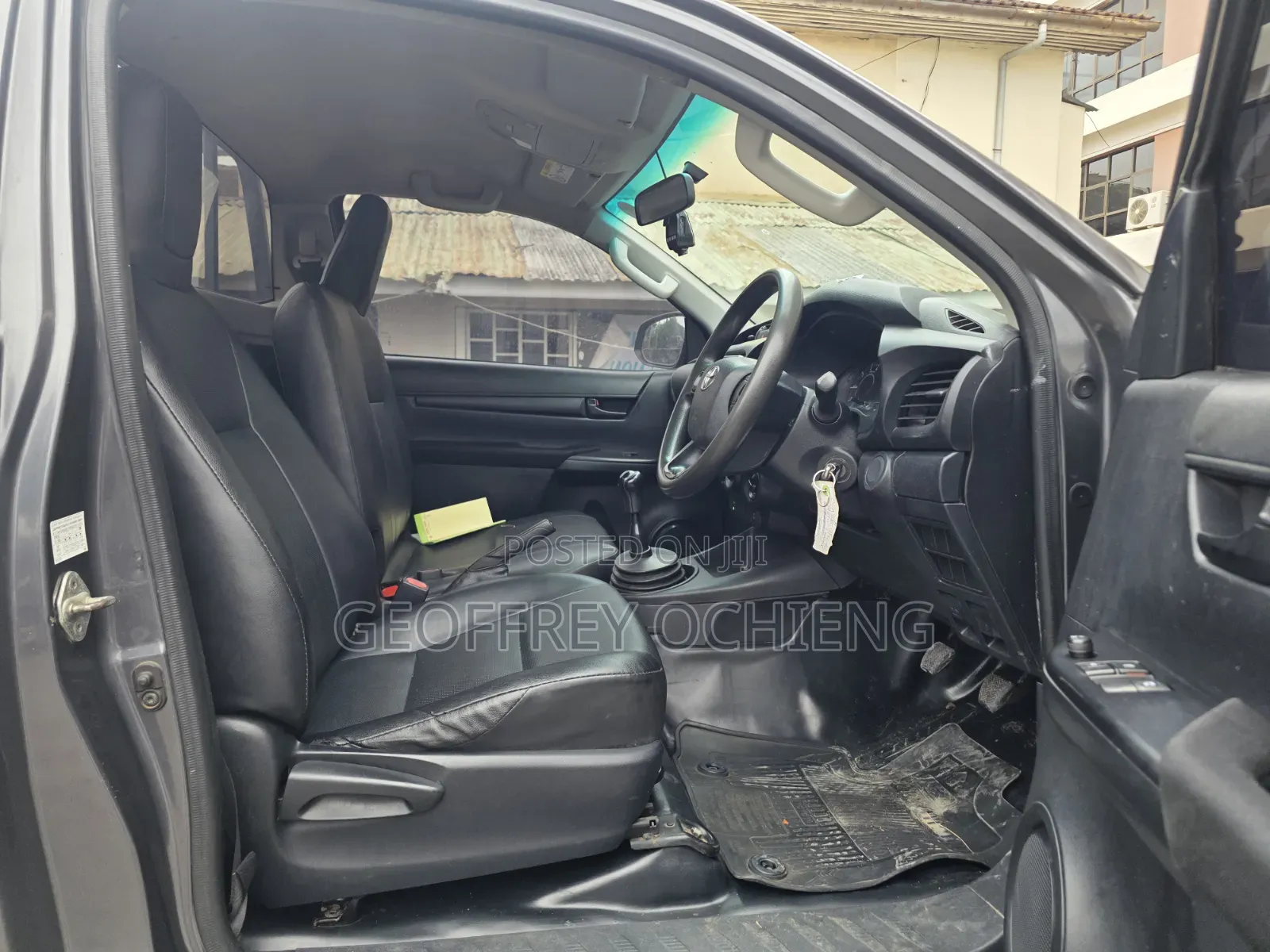 Toyota Hilux 2019 Gray