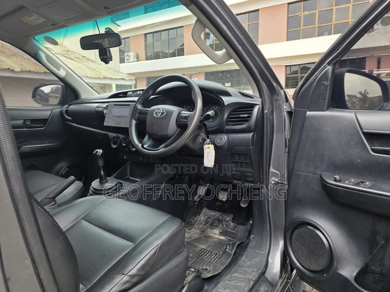 Toyota Hilux 2019 Gray