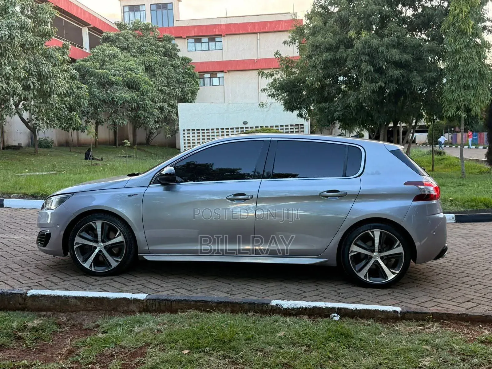 Peugeot 308 2017 Silver