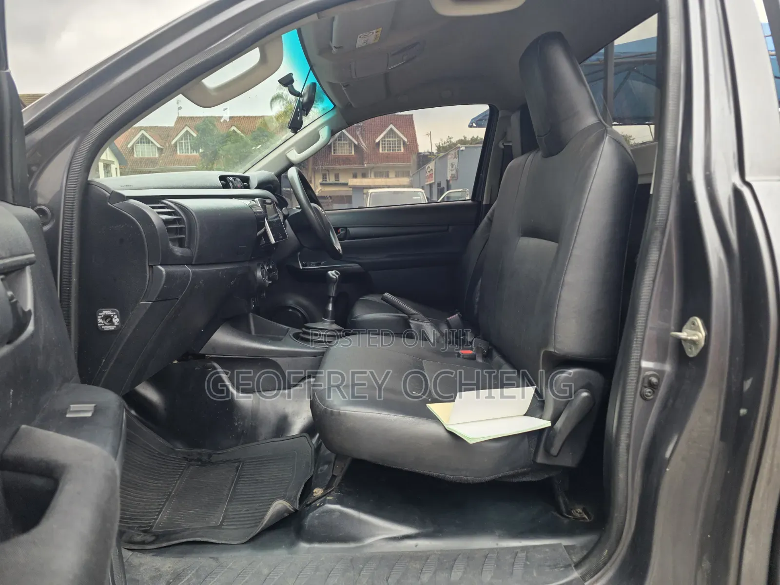 Toyota Hilux 2019 Gray