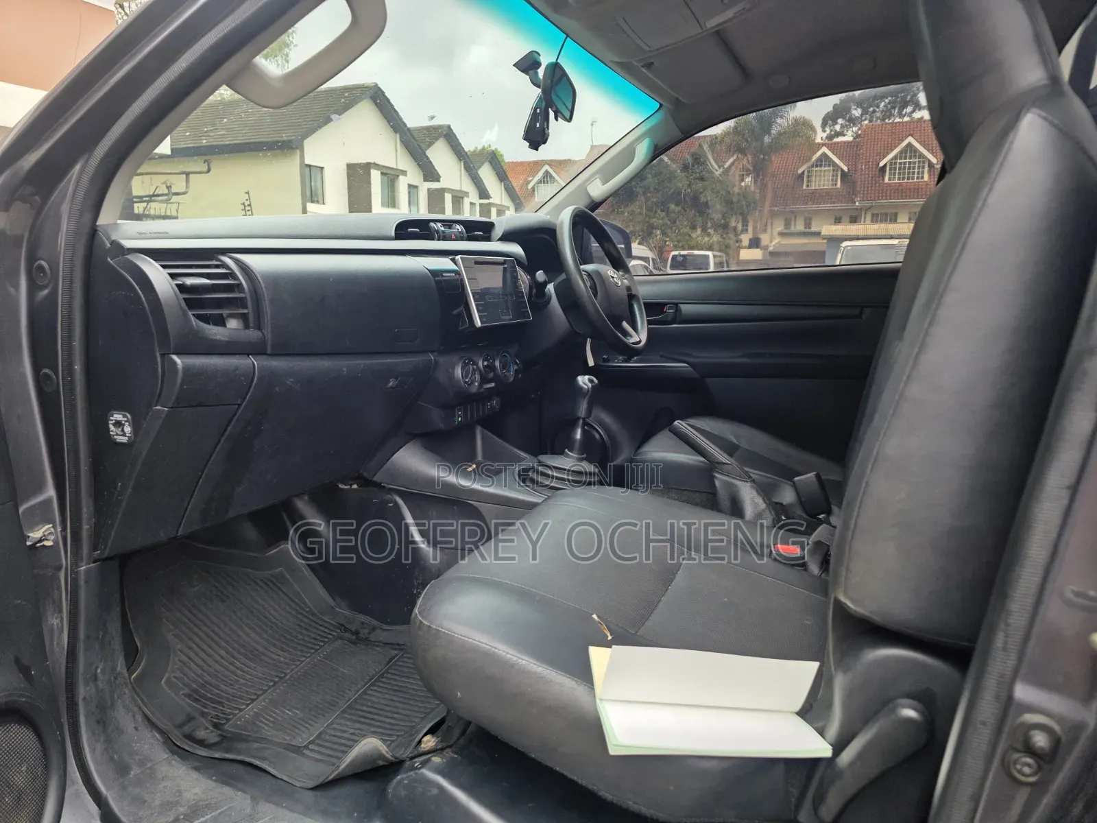 Toyota Hilux 2019 Gray