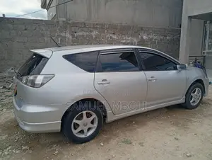 Toyota Caldina 2006 Silver