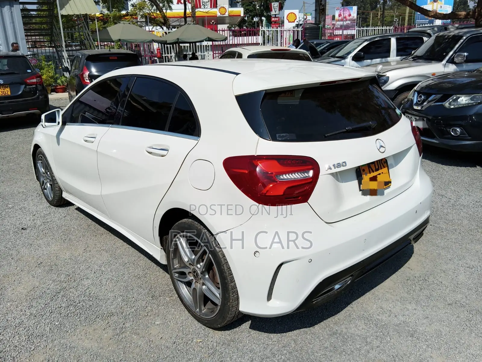 Mercedes-Benz GLA-Class 2017 White