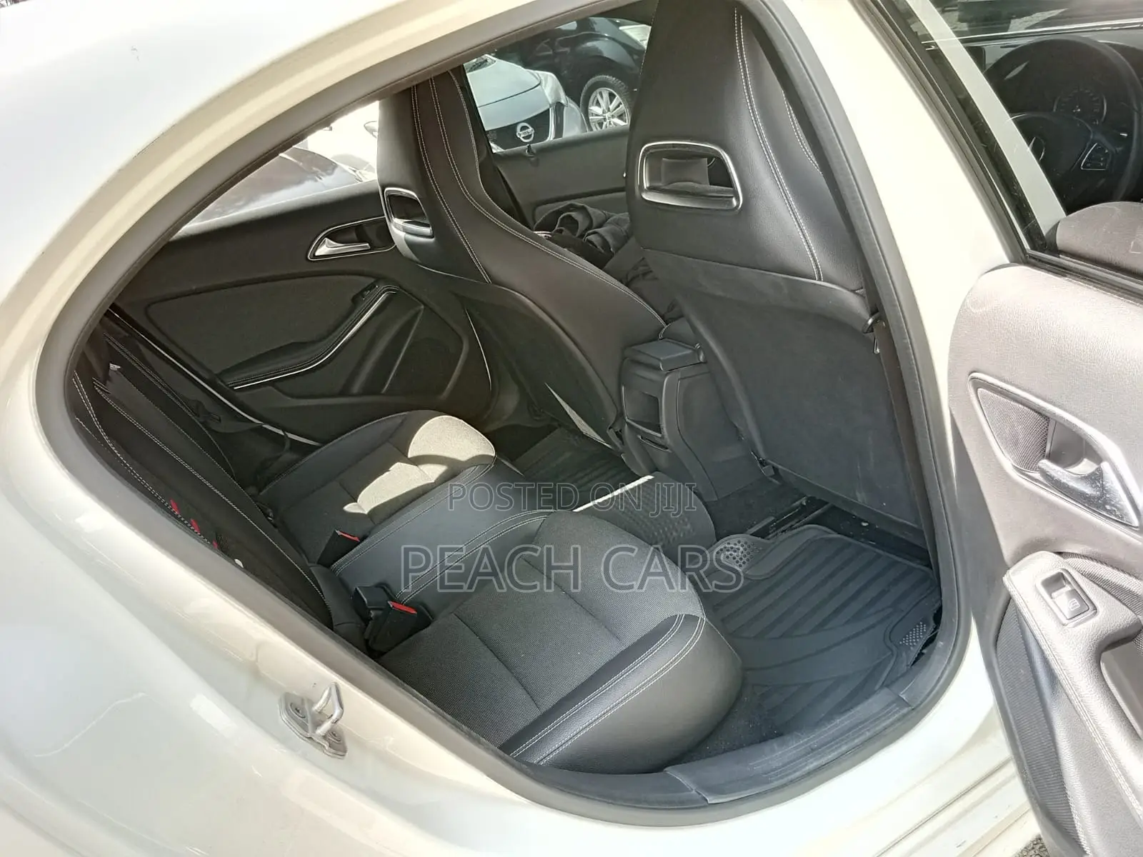 Mercedes-Benz GLA-Class 2017 White