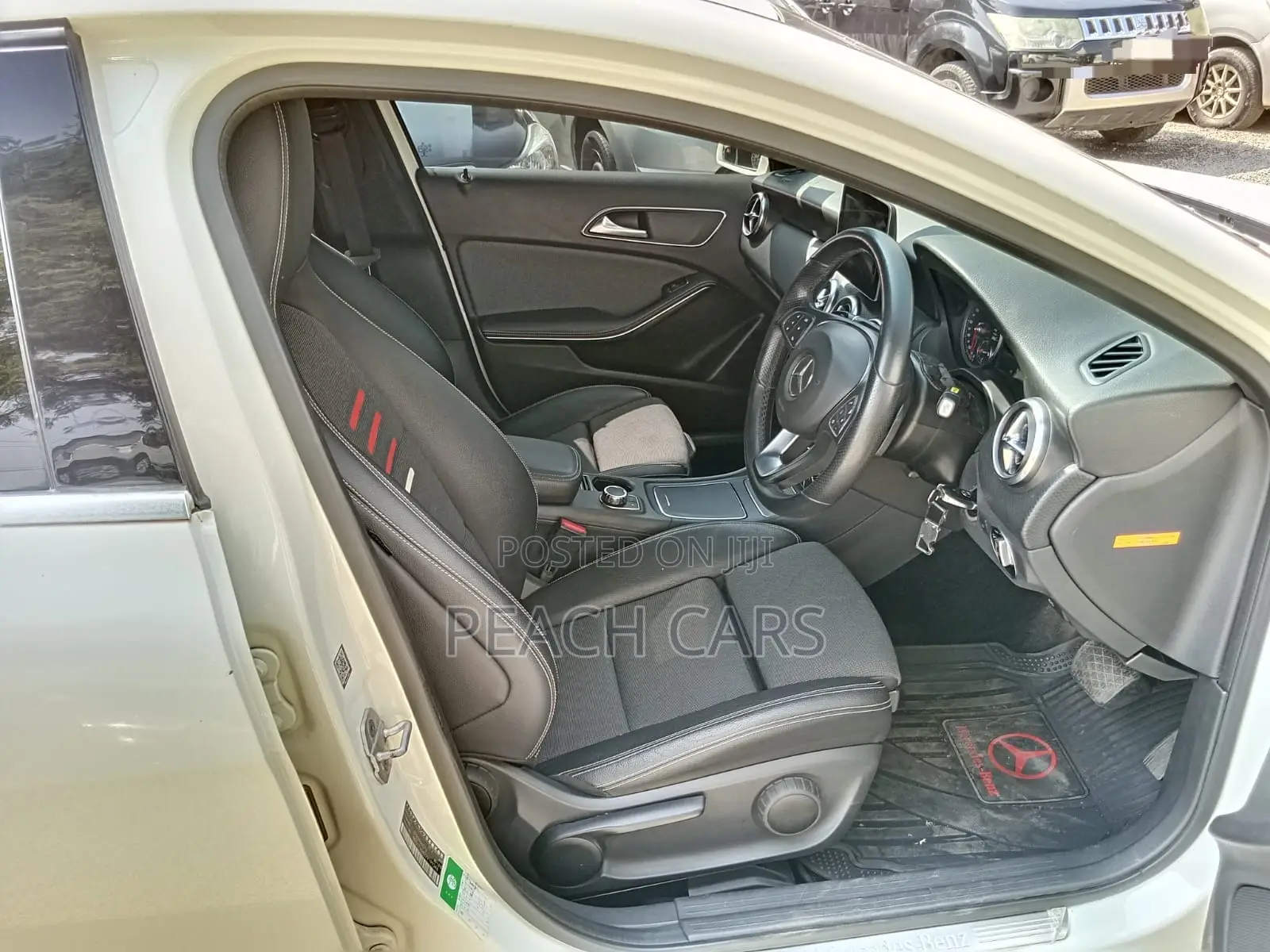 Mercedes-Benz GLA-Class 2017 White