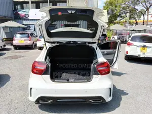 Mercedes-Benz GLA-Class 2017 White