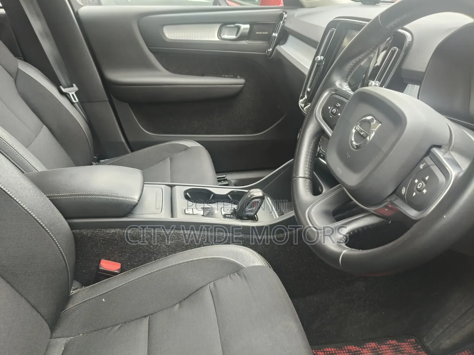Volvo XC40 2019 Red