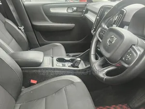 Volvo XC40 2019 Red