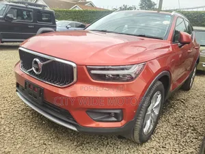Volvo XC40 2019 Red