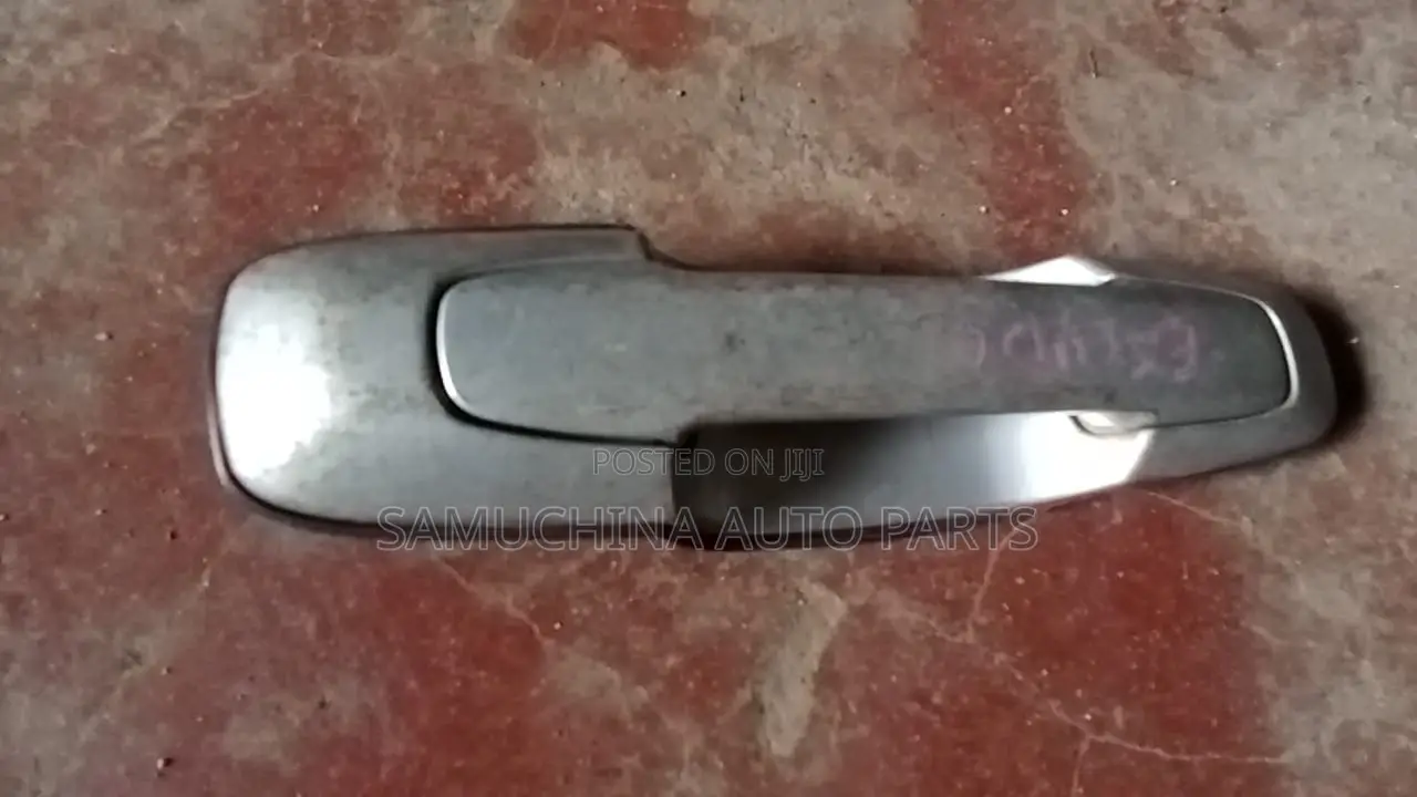 Outer Door Handle Suzuki Escudo Old Model