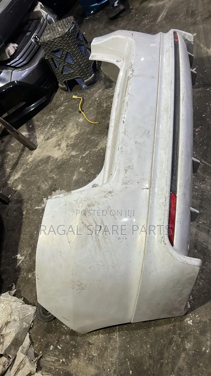 Honda Insight Back Bumper With Skirting