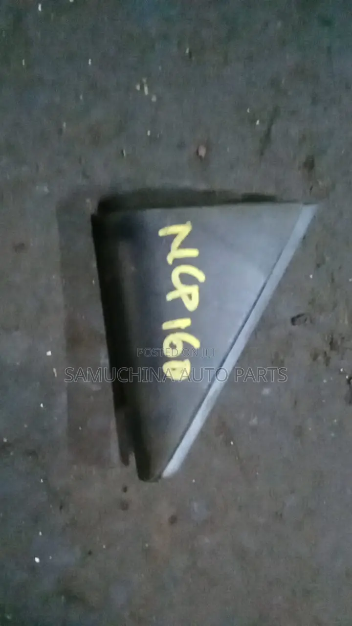 Inner Side Mirror Finisher Toyota Probox