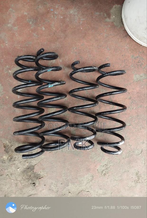 Audi Q7 Springs - main view