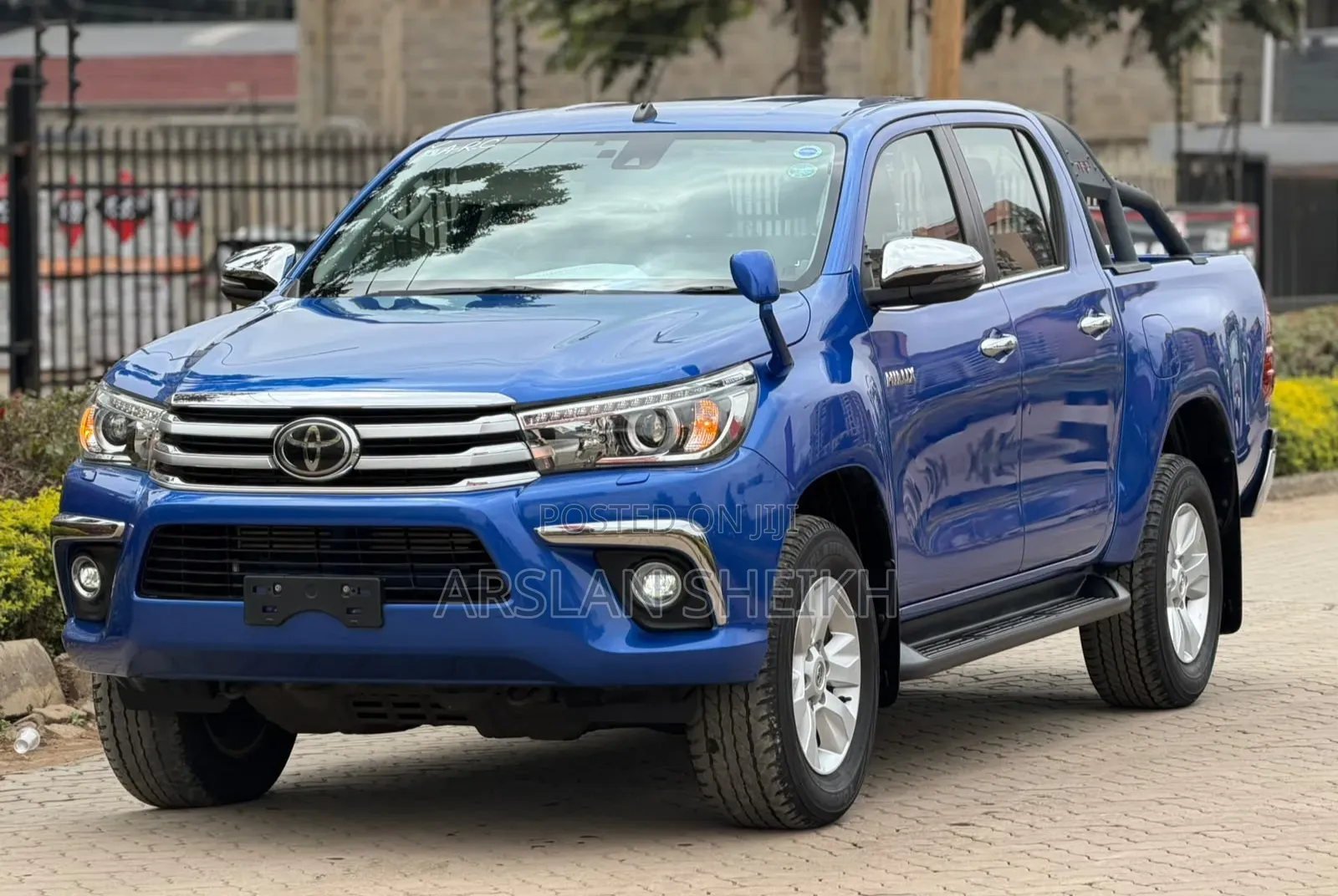 Toyota Hilux 2019 Blue
