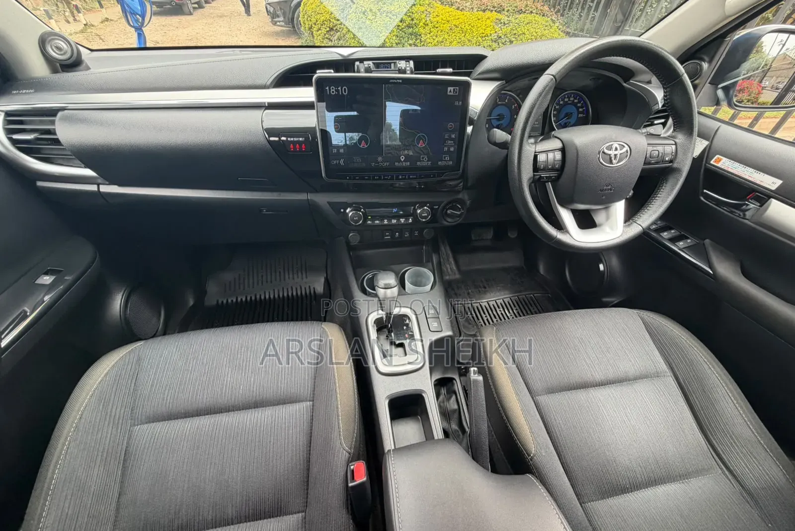 Toyota Hilux 2019 Blue