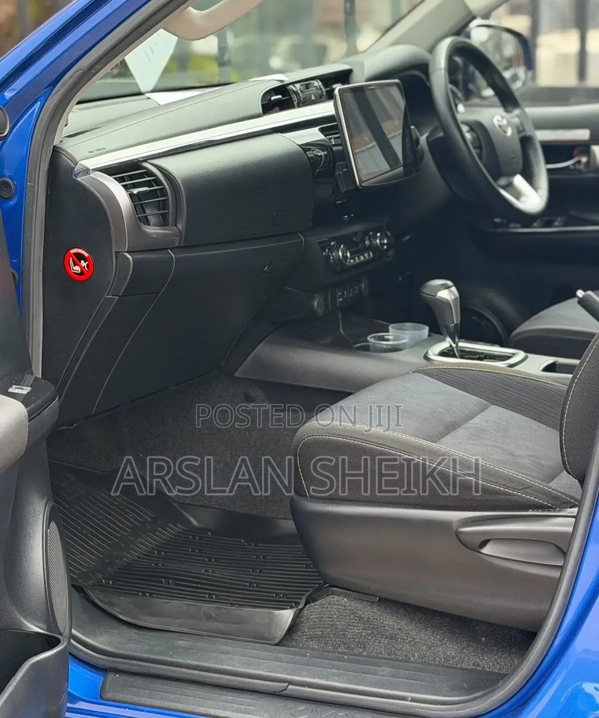 Toyota Hilux 2019 Blue