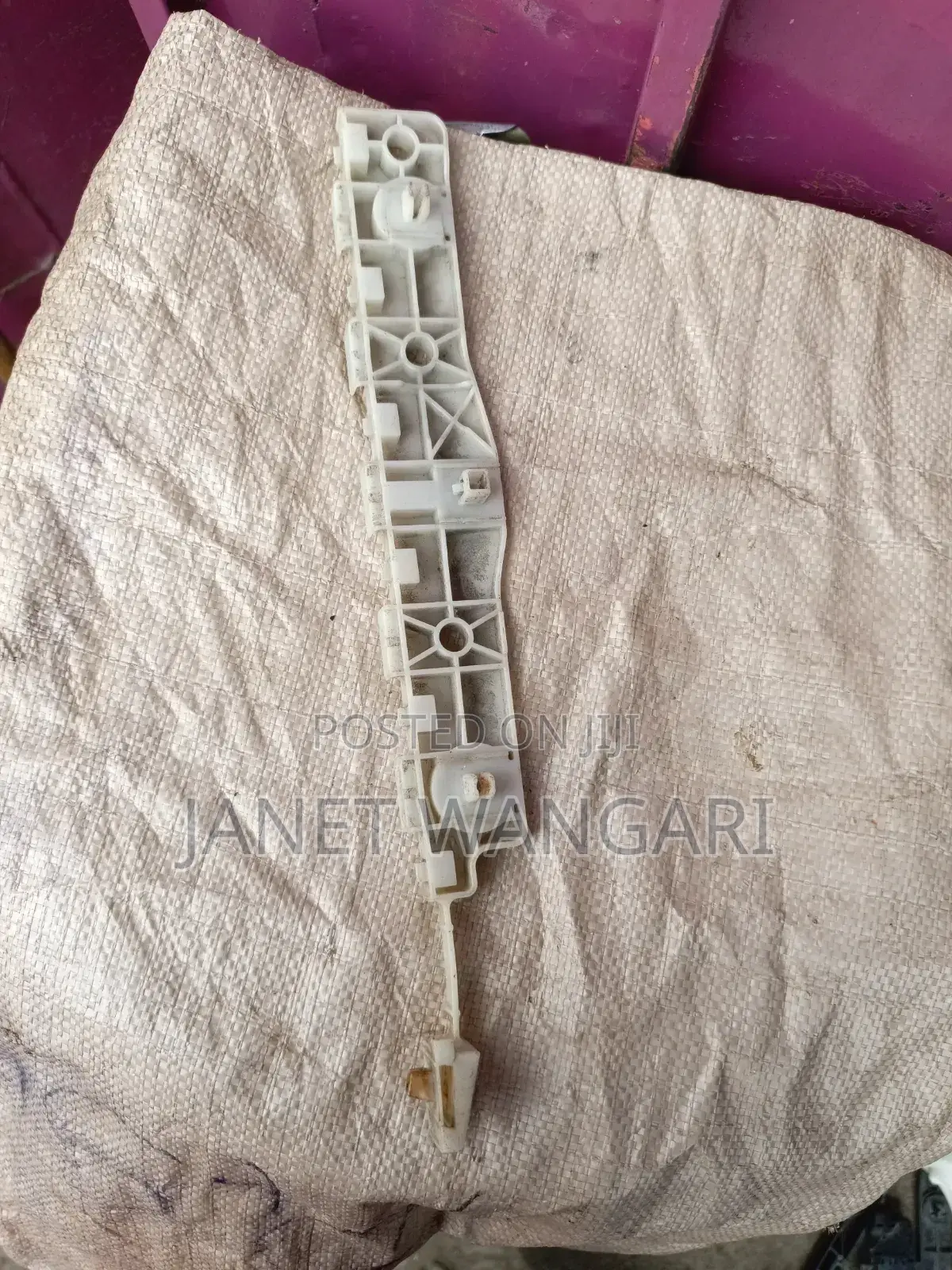 Rear Bumper Slide Nissan Nv200