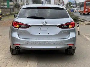 Mazda Atenza 2018 Silver