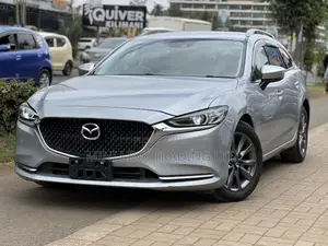 Mazda Atenza 2018 Silver