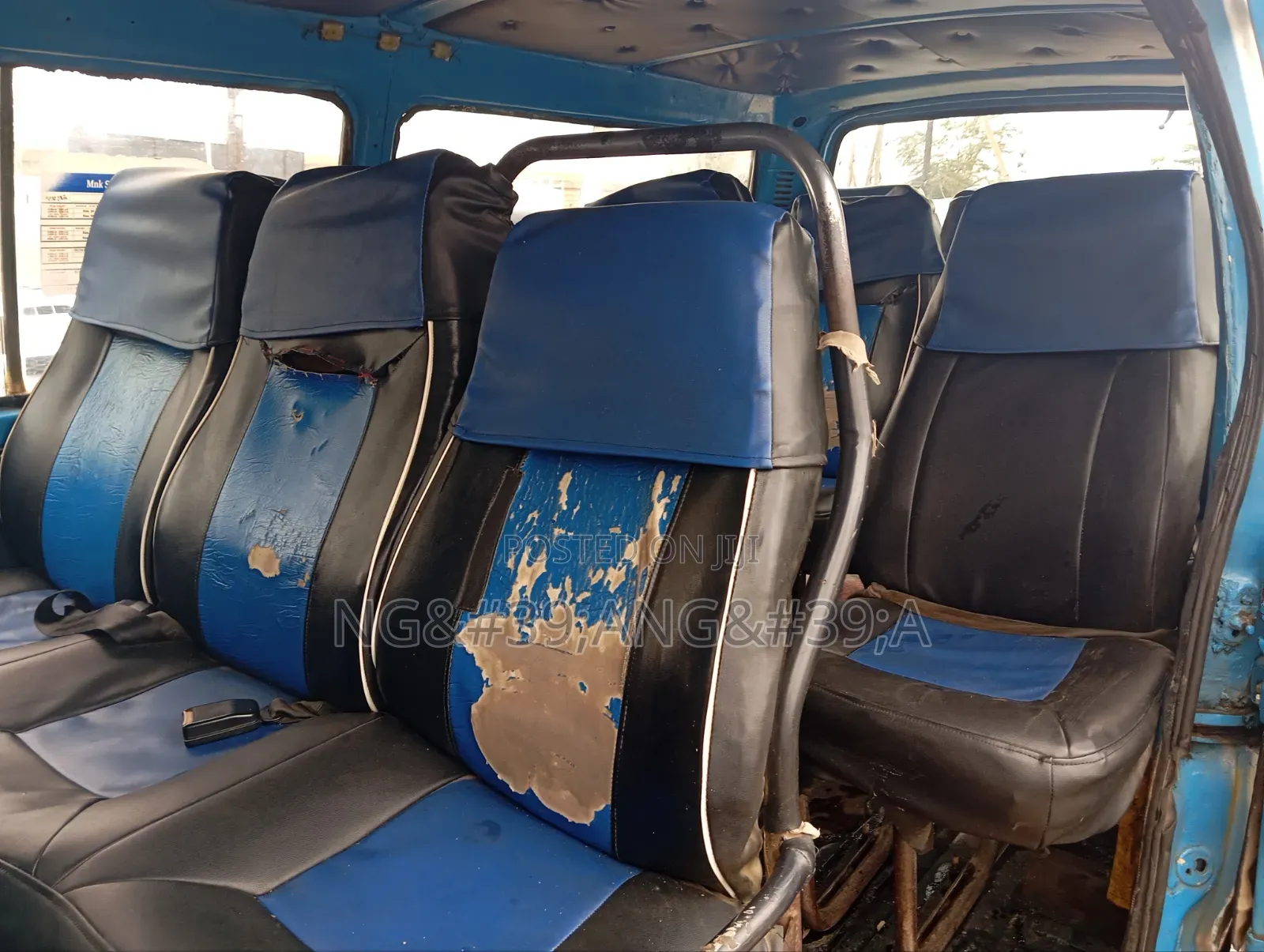 Toyota HiAce 1999 White