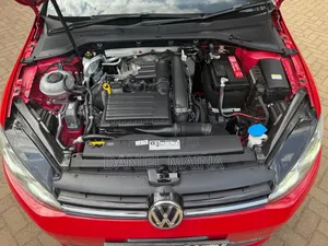 Volkswagen Golf 2018 Red