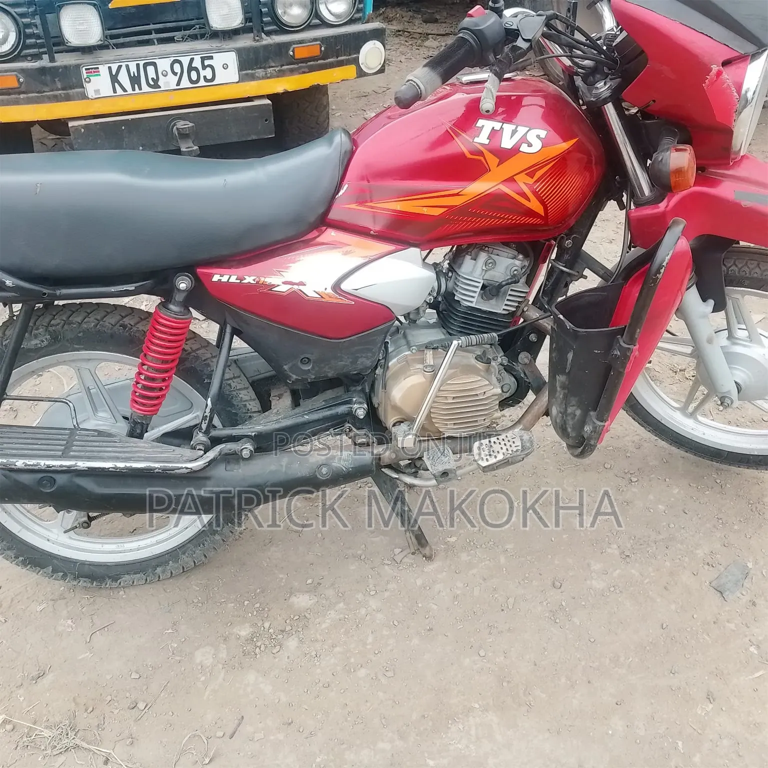 TVS HLX 125 2021 Red