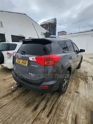 Toyota RAV4 2016 Blue