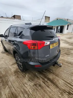 Toyota RAV4 2016 Blue