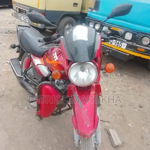 TVS HLX 125 2021 Red