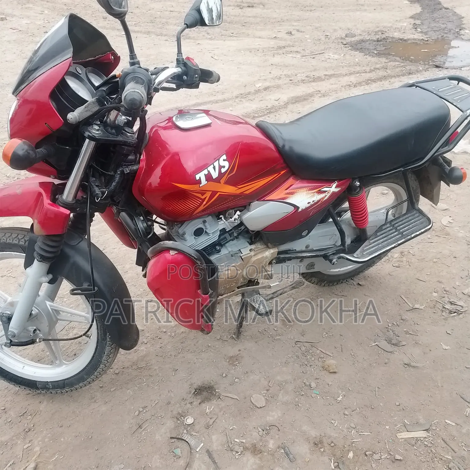 TVS HLX 125 2021 Red