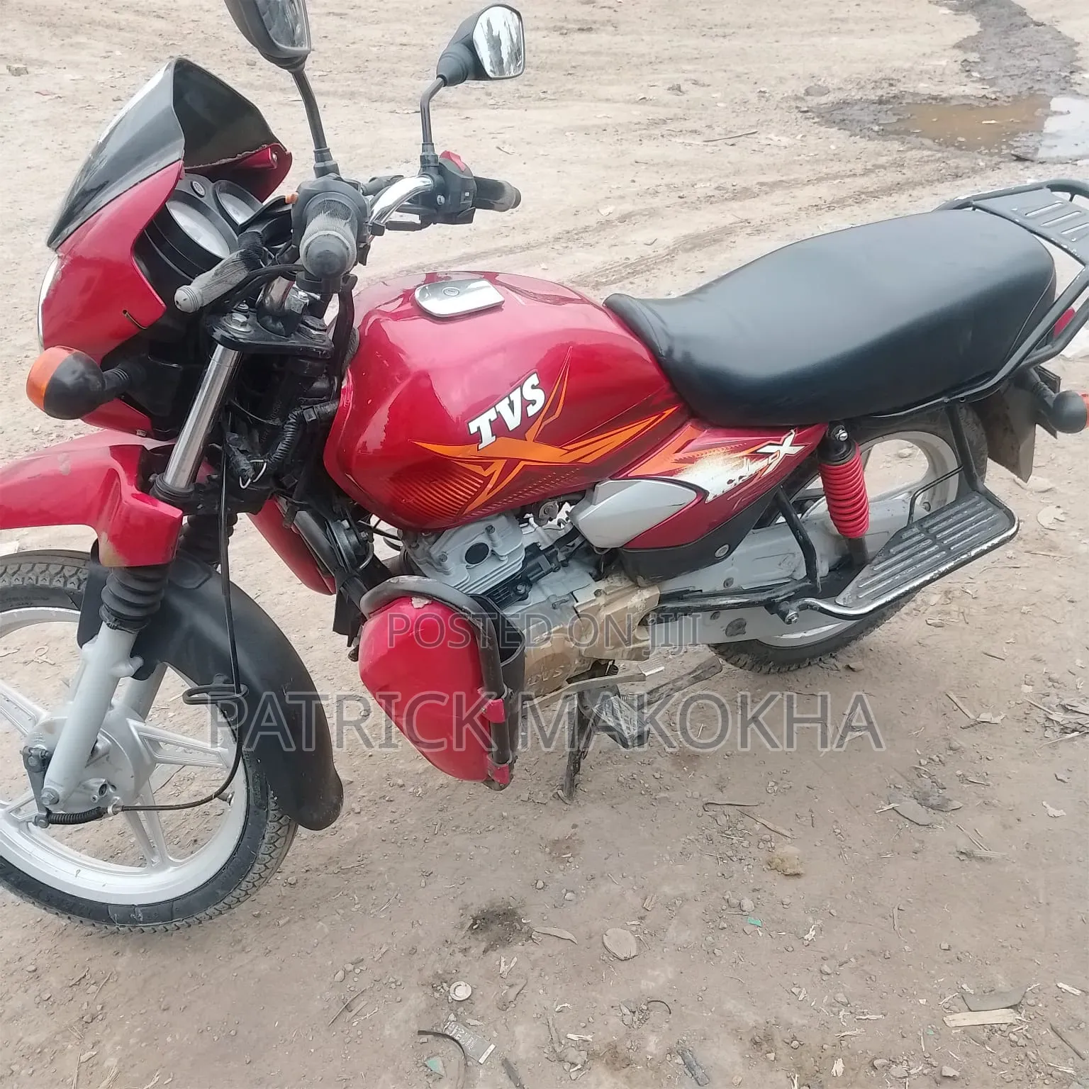 TVS HLX 125 2021 Red