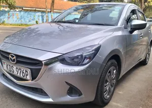 Mazda Demio 2017 Silver