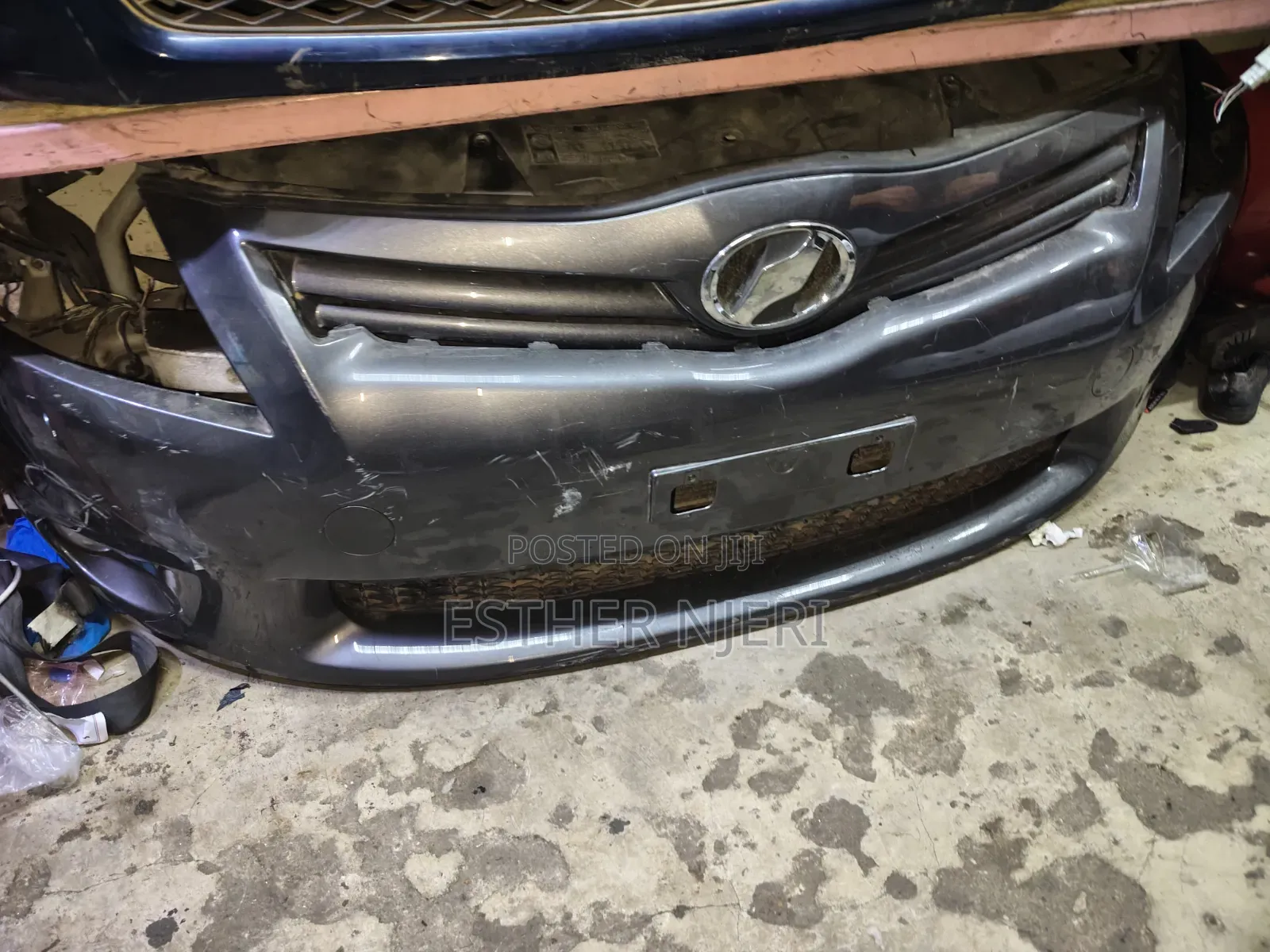 Auris 2010 Front Bumper Available